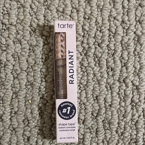 Tarte Radiant Shape Tape Concealer - Picture 1 of 1